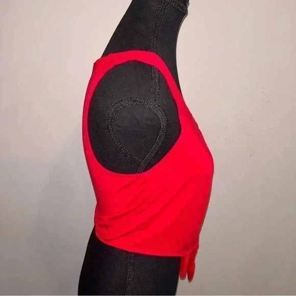 Aritzia  - Babaton Jeronimo Cropped Tank - Picture 3 of 6